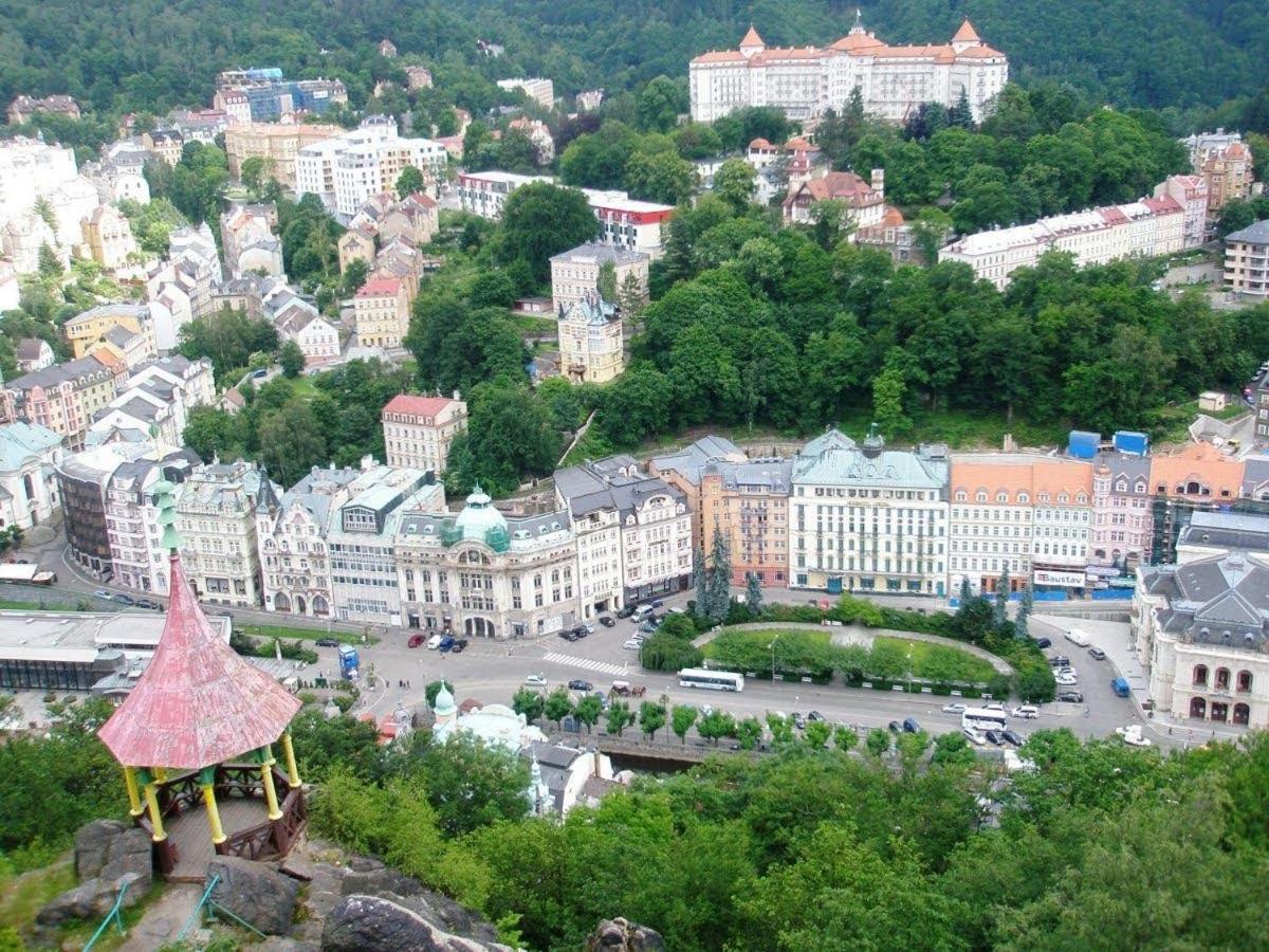 Apartman Rezidence Moser-Free Parking Garage Karlovy Vary Exterior photo